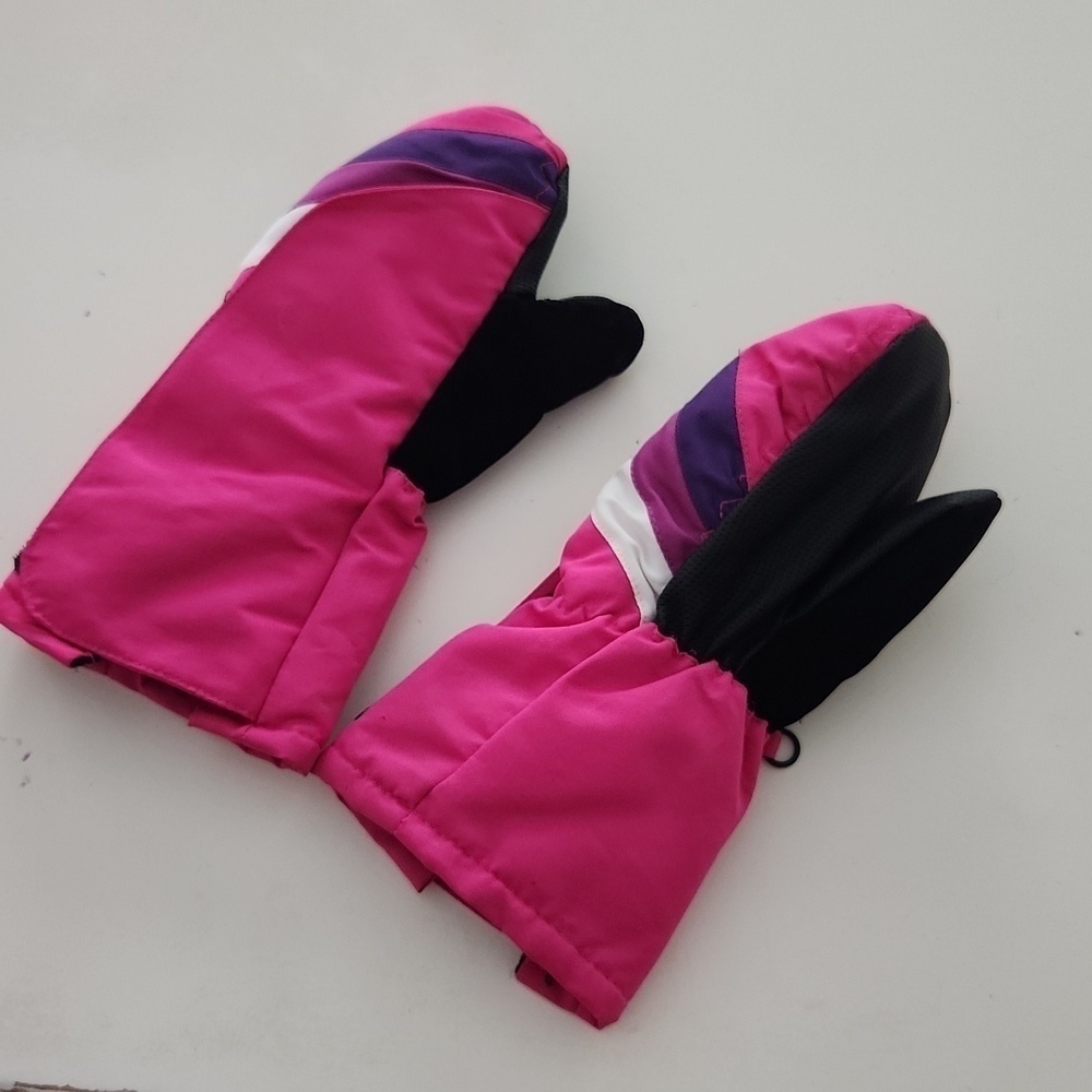 Kids 3M Thinsulate winter mittens gloves pink and black size 2-5